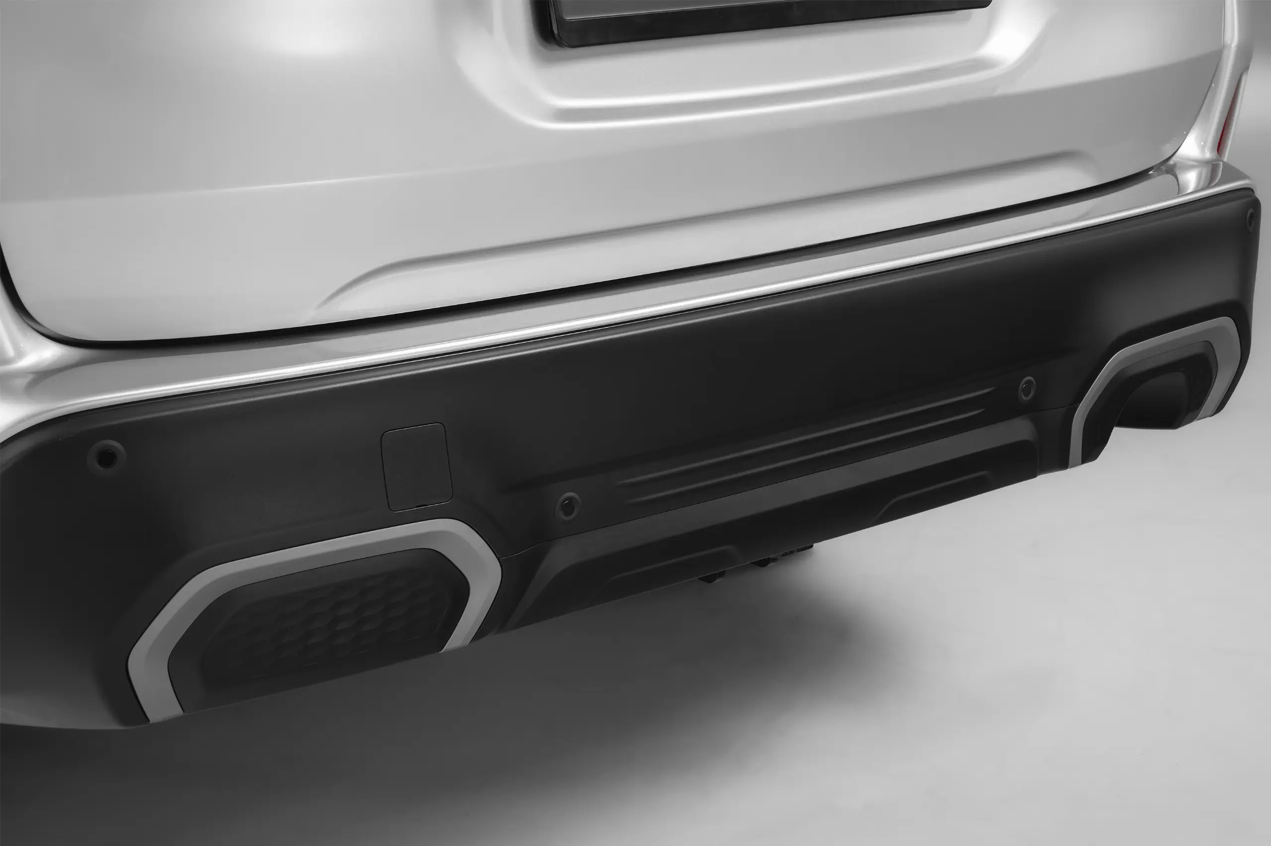 Rear Bumper Garnish - Silver - image