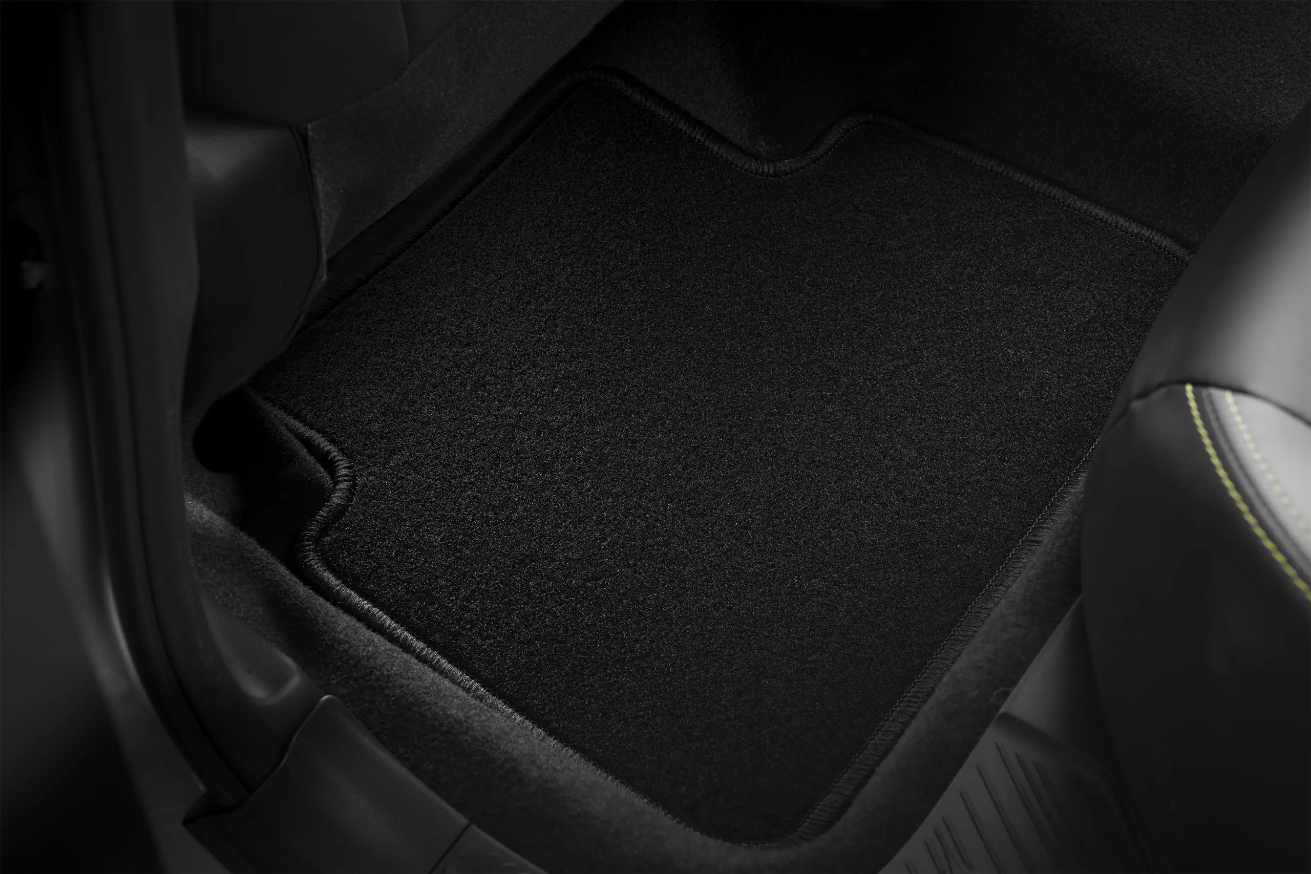 Standard Carpet Mats - Rear - image